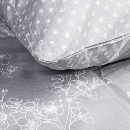 Posciel-bawelniana-160x200-Cottonlove-Jasnoszara-w-delikatne-kwiatki-i-motyle (3).jpg