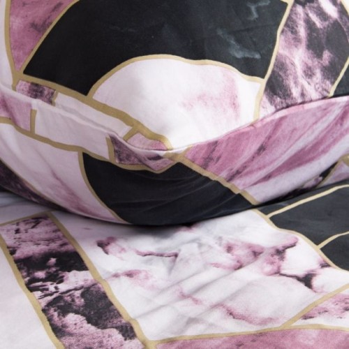 Posciel-satyna-bawelniana-160x200-Satynlove-czarno-rozowy-geometryczny-marmur (1).webp