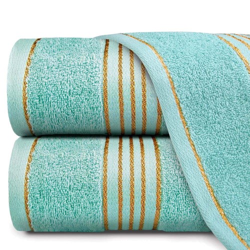 jasny-turkus-1-b2b.jpg