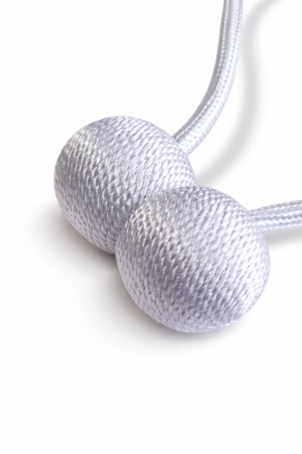 sznurowany biały 1.png