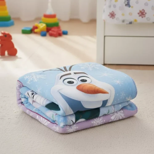 large_koc-polarowy-100x140-frozen-5588-blekitny-220g-m2-faro-3.webp