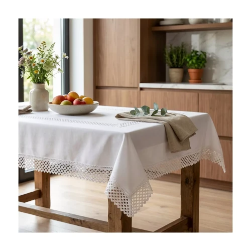 Bieżnik plamoodporny obszyty gipiurą, biały wz.059