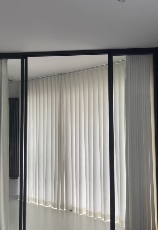 Słoneczny akcent w eleganckim wnętrzu